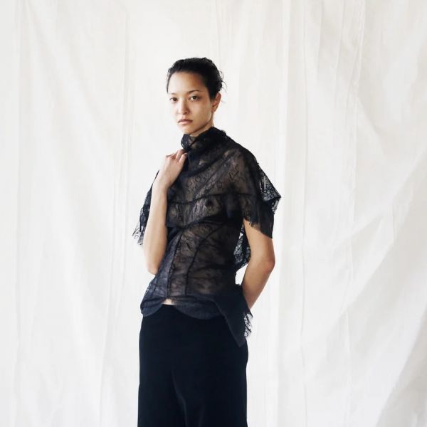 LACE DRAPED RUFFLE BLOUSE