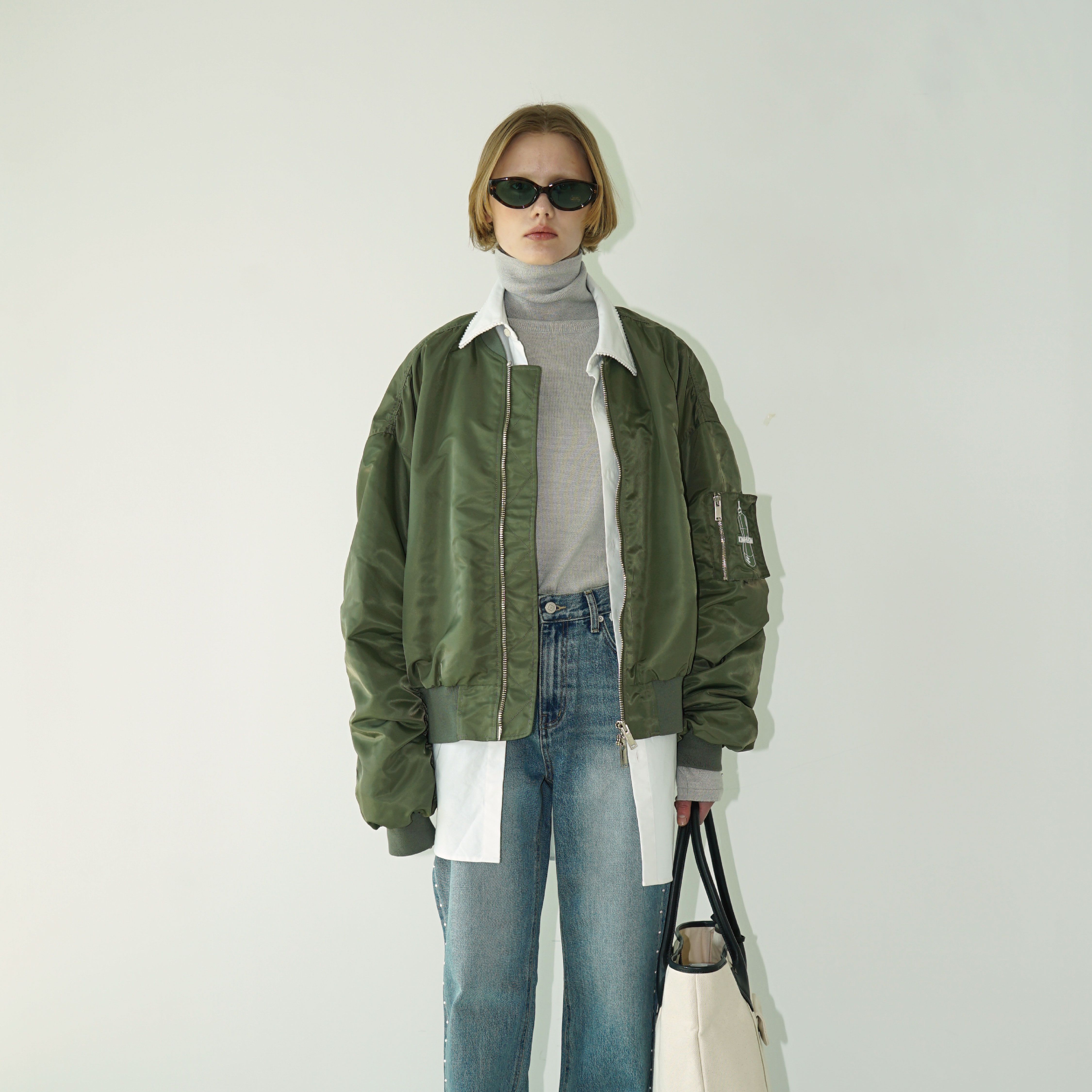 BOMBER JACKET
