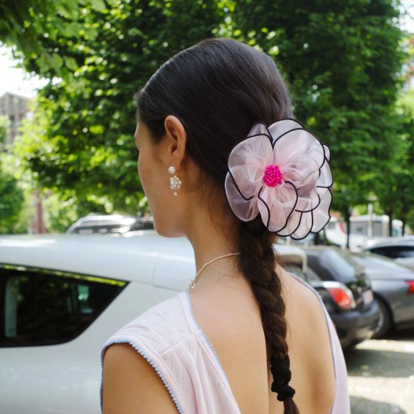 Lily Hair Clip