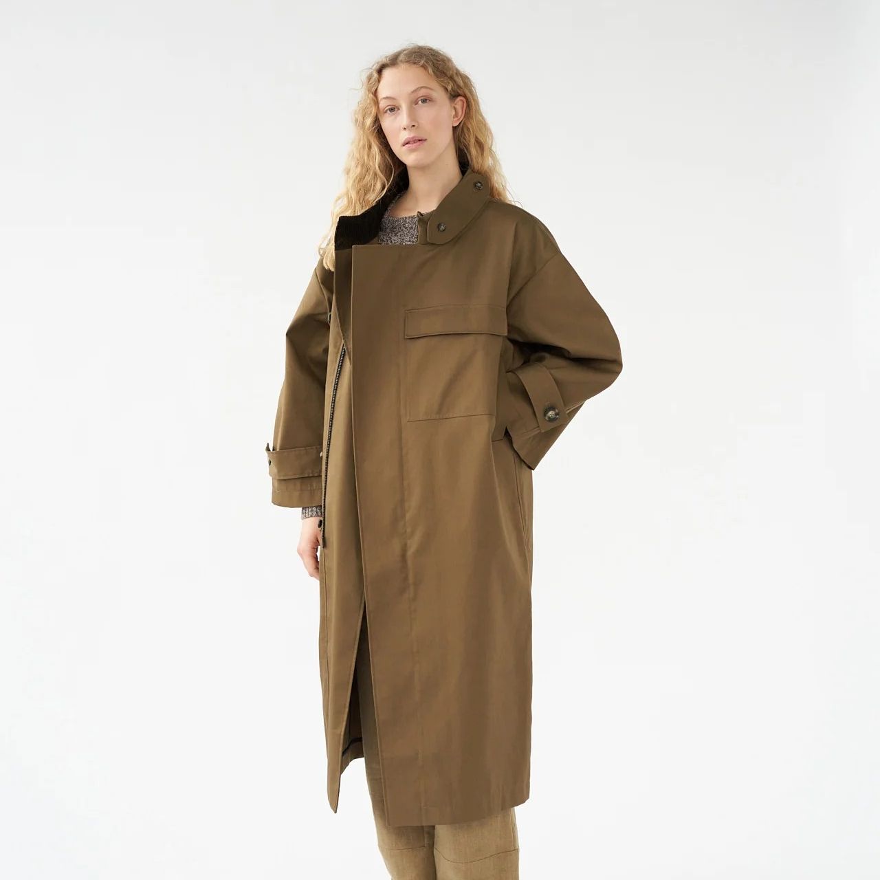 WATER RESISTANT COAT