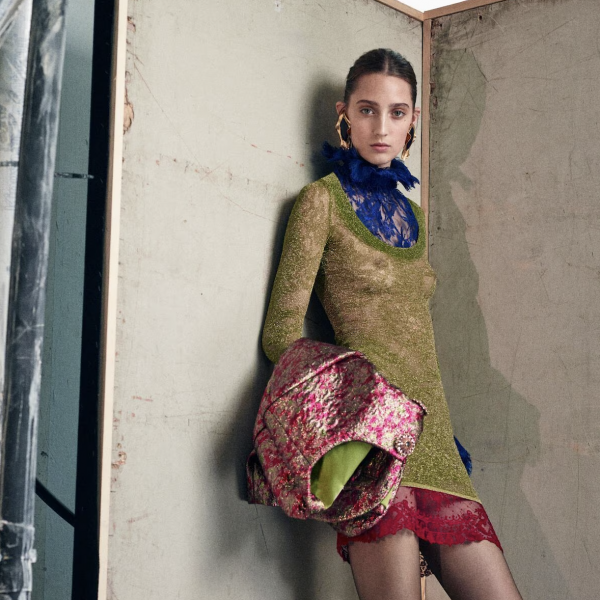 ROBE EN MAILLE DENTELLE